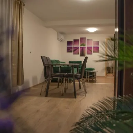 Apartment Cosy Charming Near The Palace Split